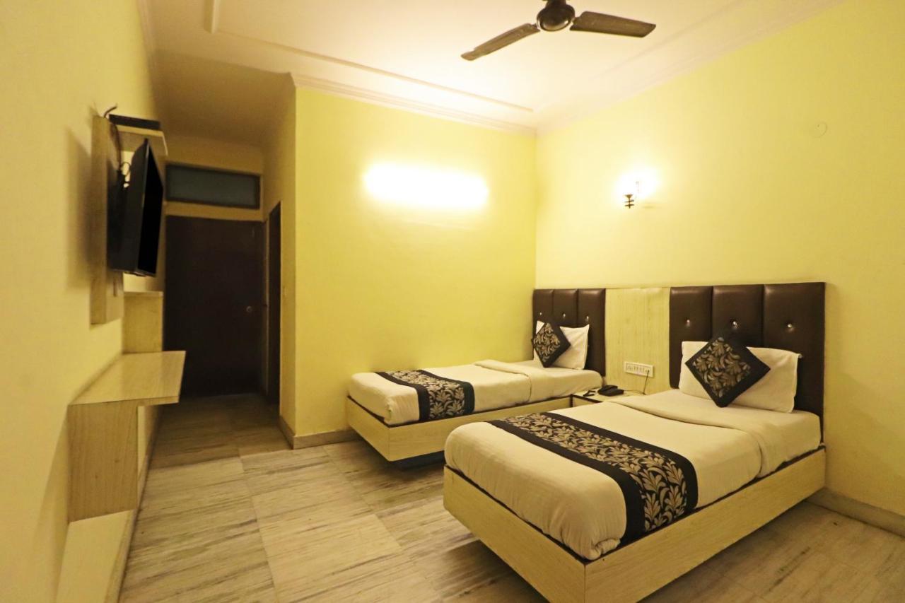 Silver Shine New Delhi - Comfort Stay Eksteriør billede