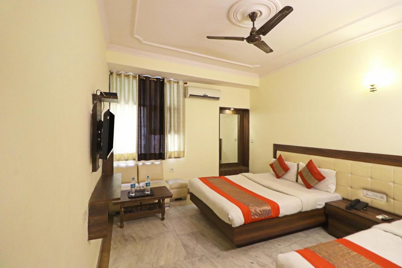 Silver Shine New Delhi - Comfort Stay Eksteriør billede